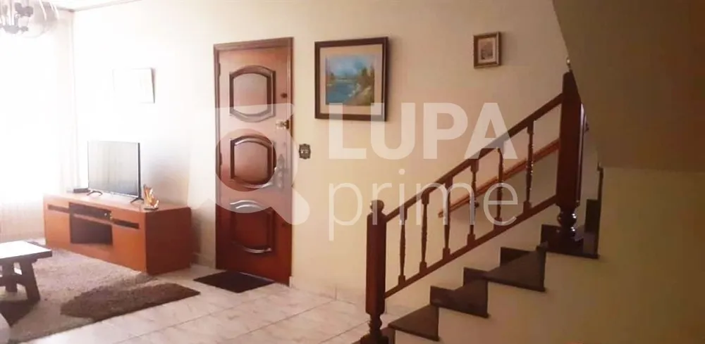 Casa, 3 quartos, 240 m² - Foto 8