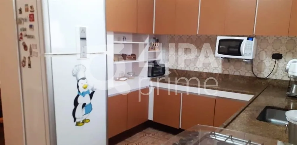 Casa, 3 quartos, 240 m² - Foto 10