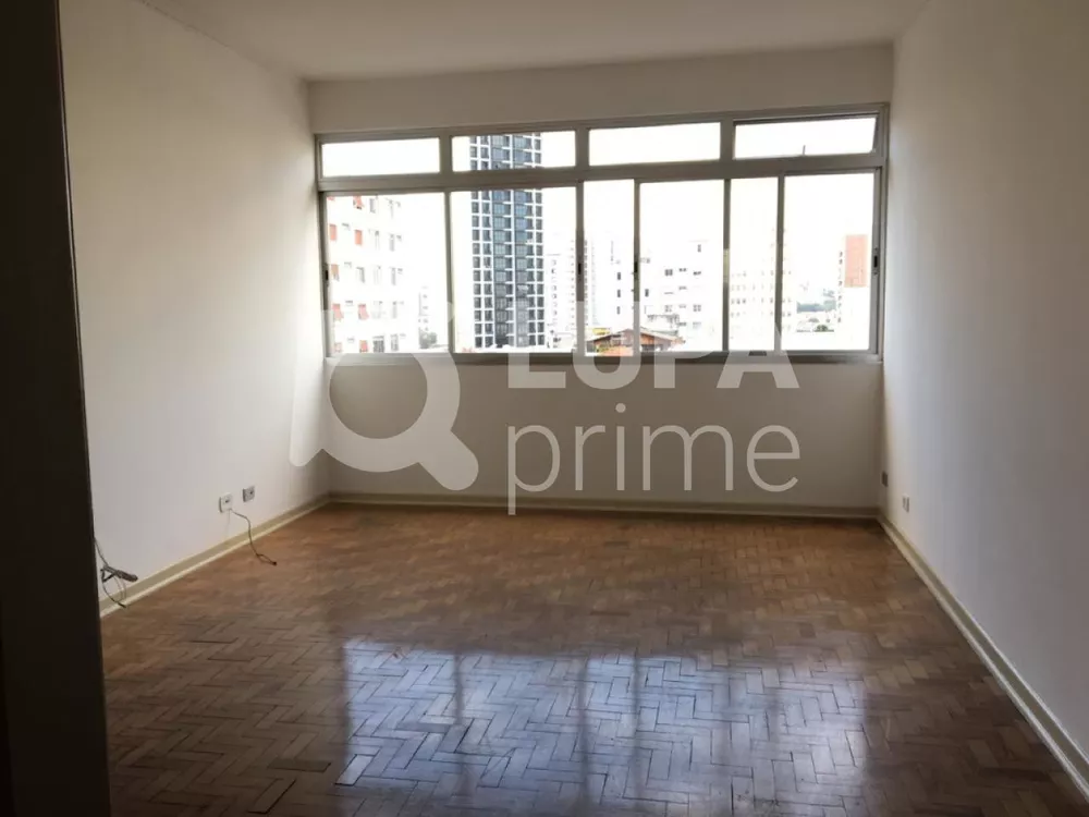 Apartamento à venda com 2 quartos, 81m² - Foto 2