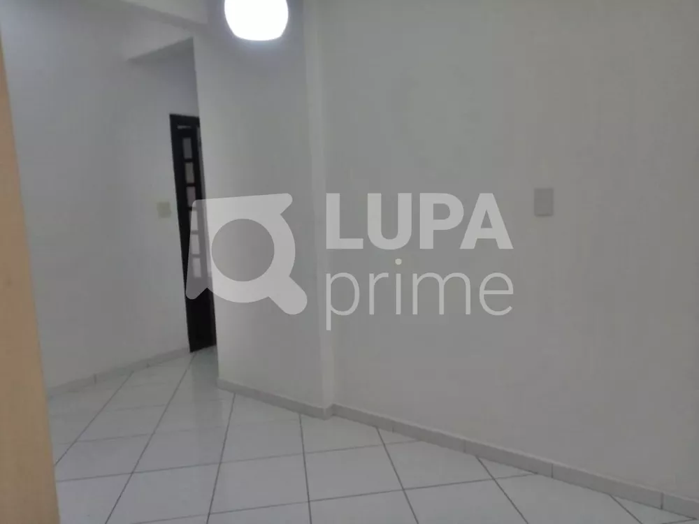 Apartamento para alugar com 3 quartos, 128m² - Foto 2