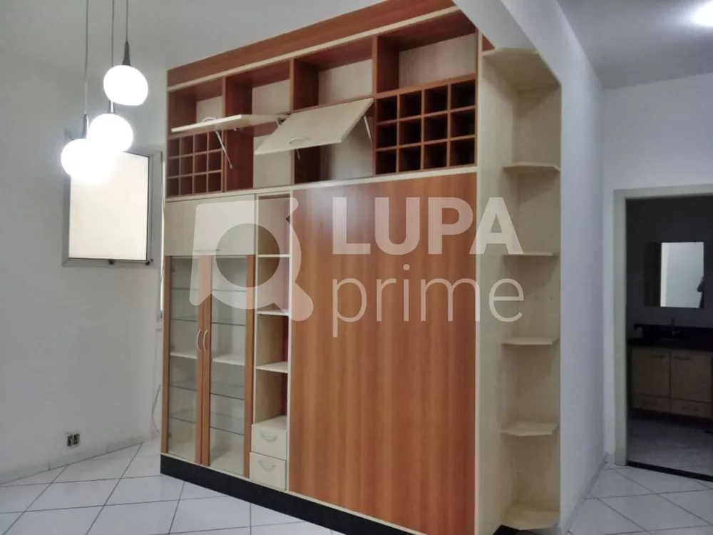 Apartamento para alugar com 3 quartos, 128m² - Foto 8