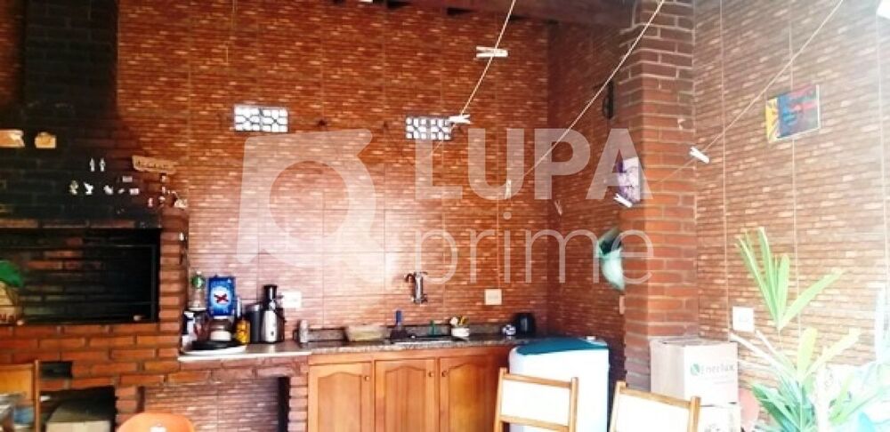 Casa, 3 quartos, 180 m² - Foto 3
