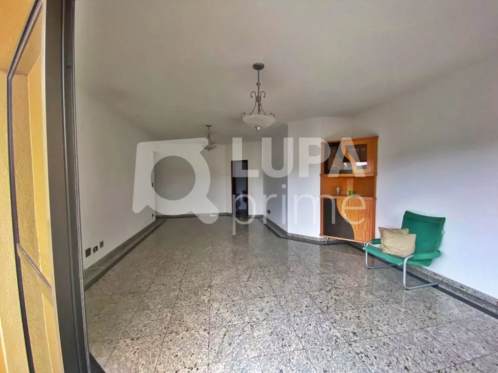 Apartamento à venda com 3 quartos, 127m² - Foto 1