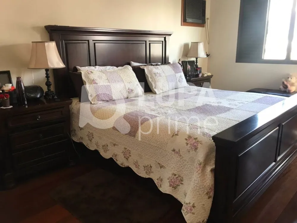 Casa, 7 quartos, 840 m² - Foto 3