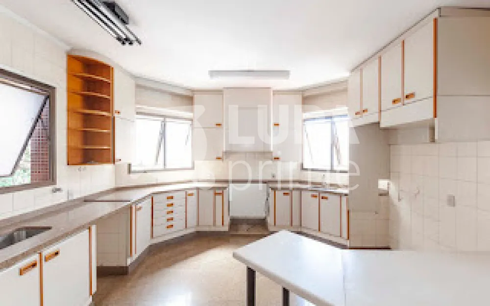 Apartamento, 4 quartos, 358 m² - Foto 1