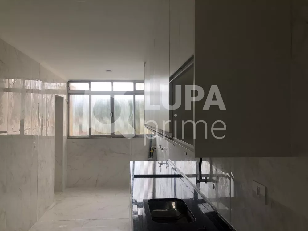 Apartamento à venda com 3 quartos, 80m² - Foto 4