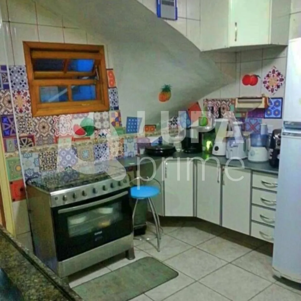Casa, 3 quartos, 230 m² - Foto 4