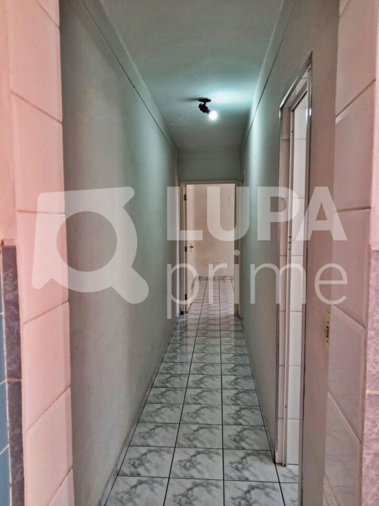Casa à venda com 3 quartos, 119m² - Foto 1