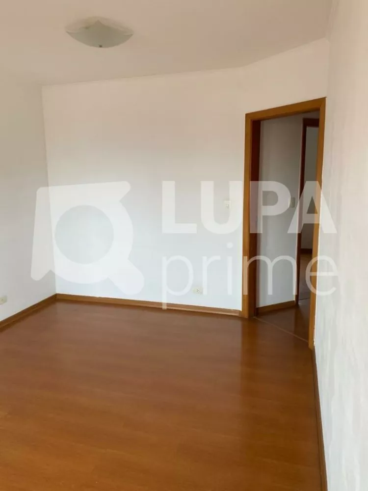 Apartamento à venda com 3 quartos, 119m² - Foto 1