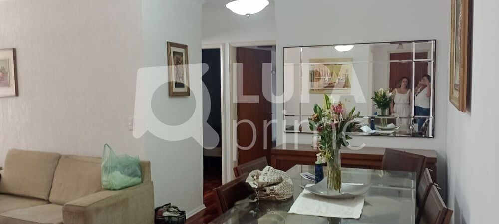 Apartamento para alugar com 2 quartos, 76m² - Foto 5