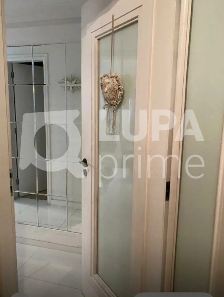 Apartamento, 3 quartos, 159 m² - Foto 2