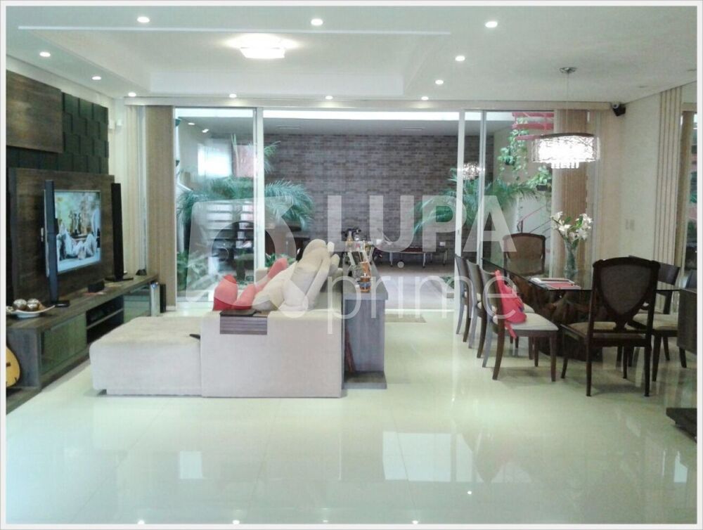 Casa, 3 quartos, 300 m² - Foto 1