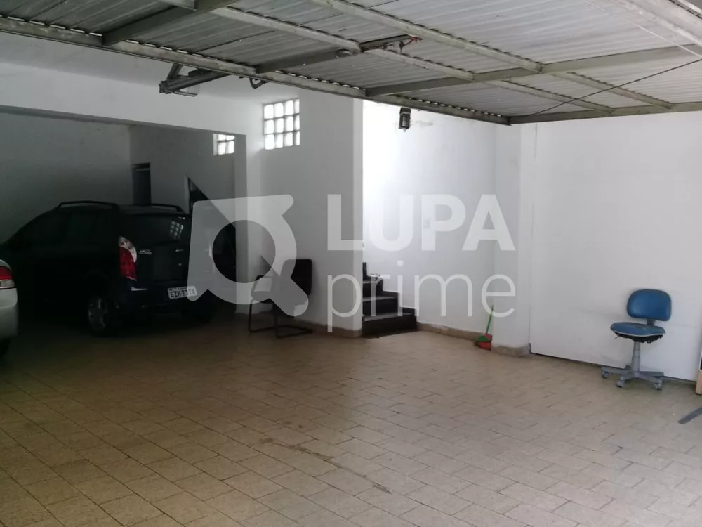 Casa à venda com 3 quartos, 380m² - Foto 4