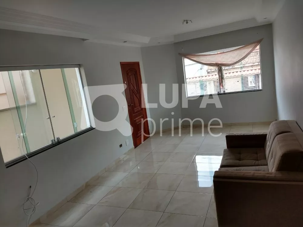 Casa à venda com 3 quartos, 274m² - Foto 1