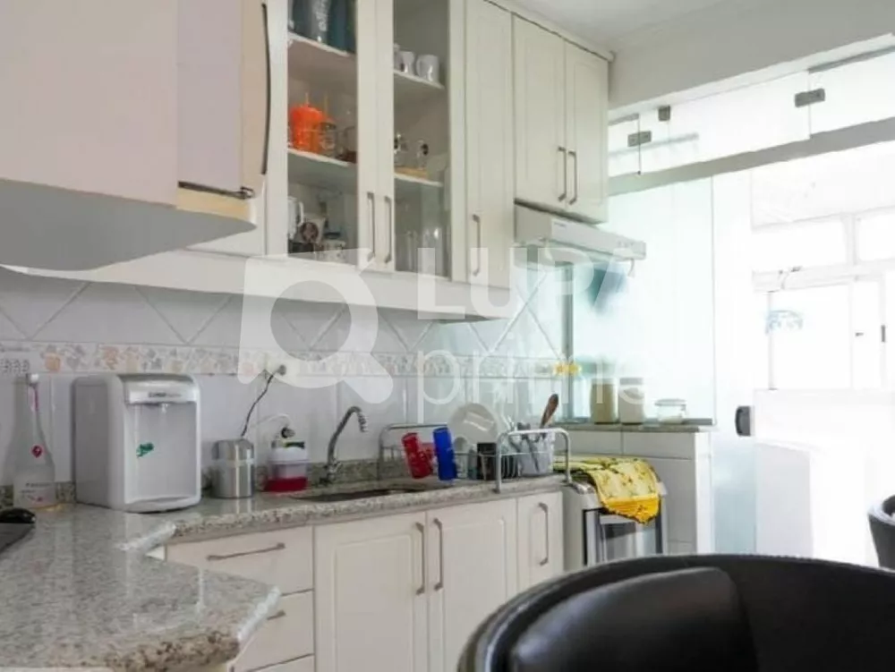 Apartamento à venda com 2 quartos, 63m² - Foto 8