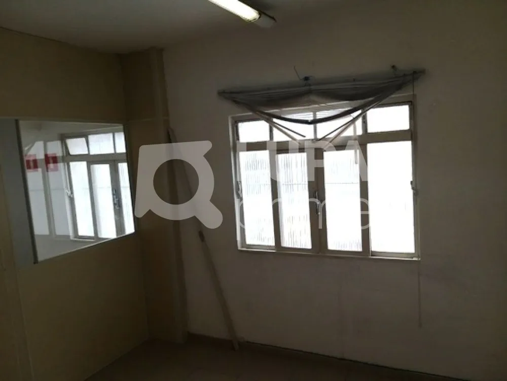 Depósito-Galpão, 706 m² - Foto 1