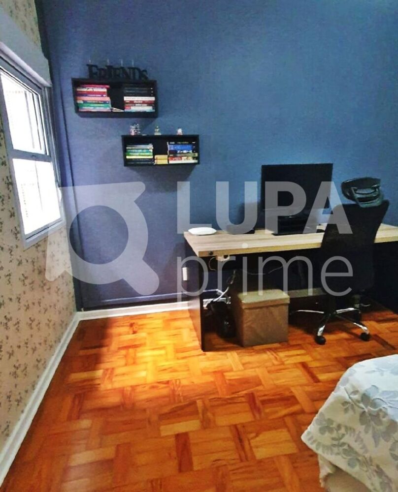 Casa à venda com 3 quartos, 202m² - Foto 2