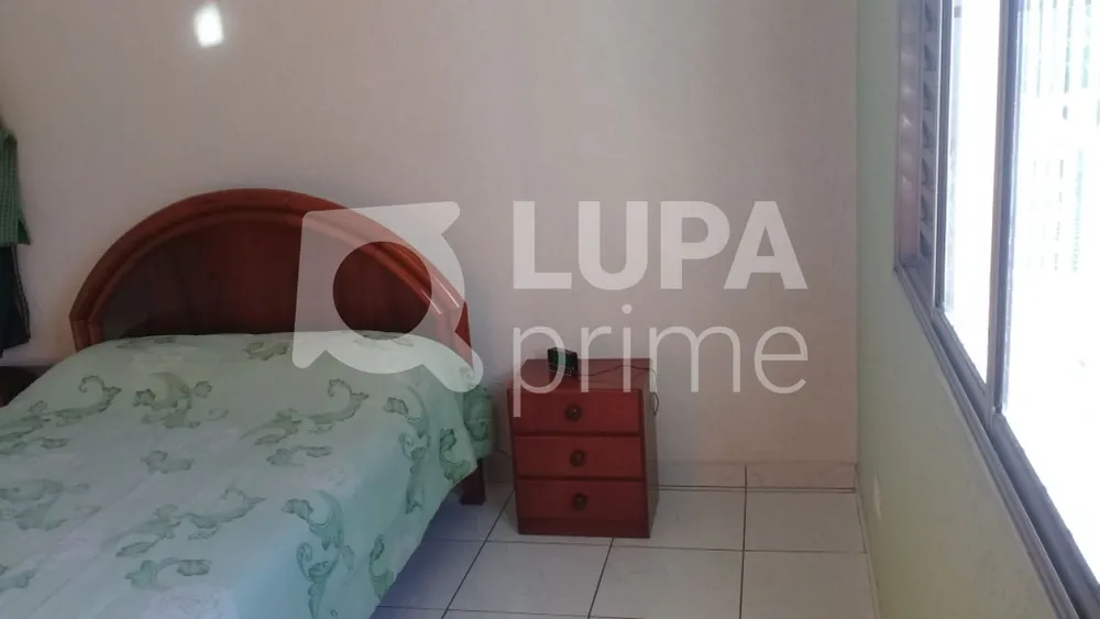 Casa, 2 quartos, 202 m² - Foto 8