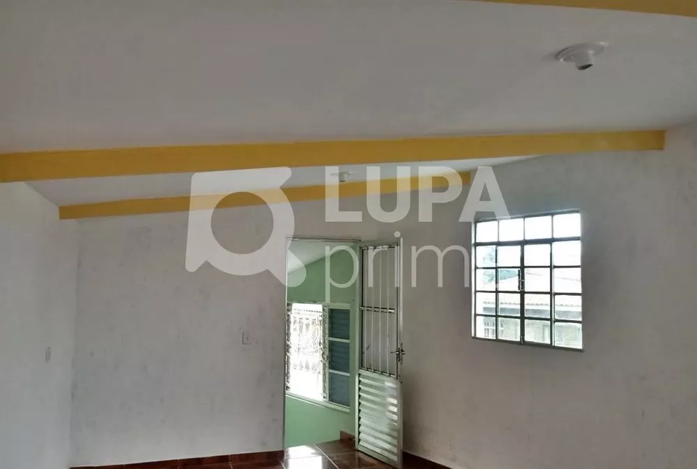 Casa à venda com 6 quartos, 172m² - Foto 2