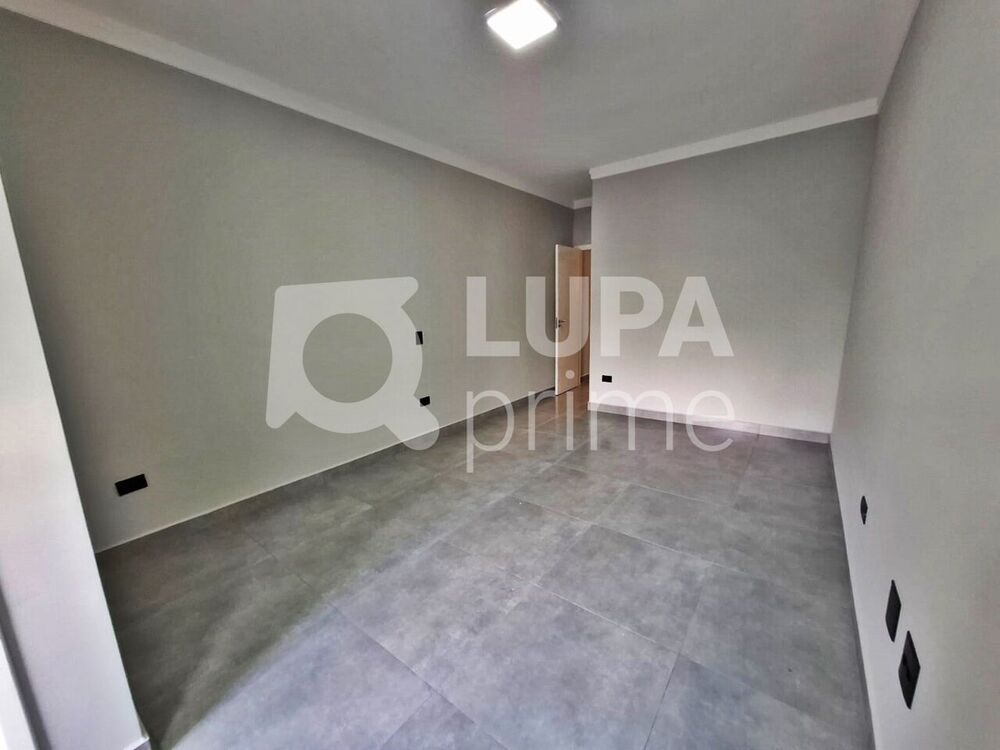 Casa à venda com 4 quartos, 160m² - Foto 3