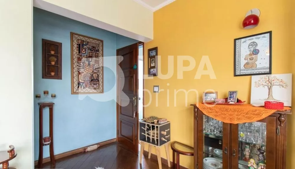 Casa à venda com 3 quartos, 181m² - Foto 7