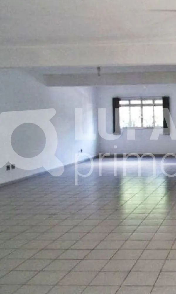Sala-Conjunto, 200 m² - Foto 1