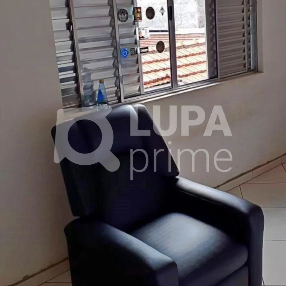 Casa, 3 quartos, 137 m² - Foto 1