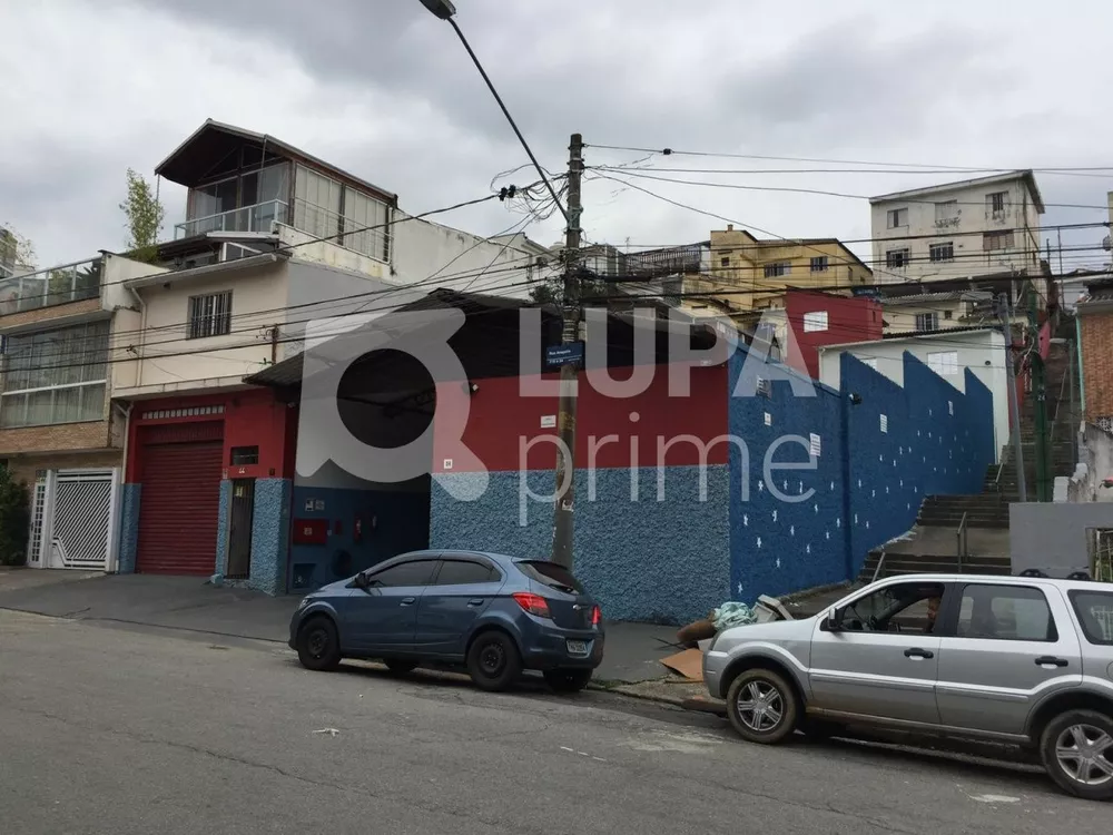 Casa à venda com 2 quartos, 350m² - Foto 1