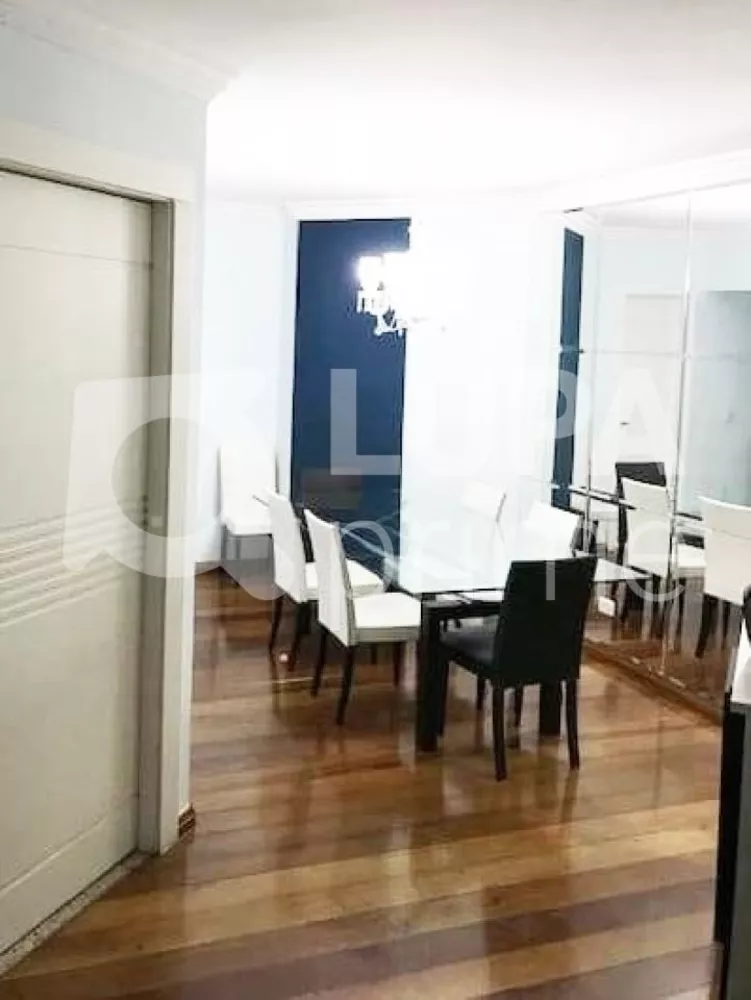 Apartamento à venda com 3 quartos, 130m² - Foto 3