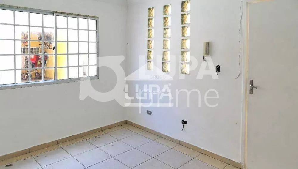 Casa para alugar com 2 quartos, 90m² - Foto 6