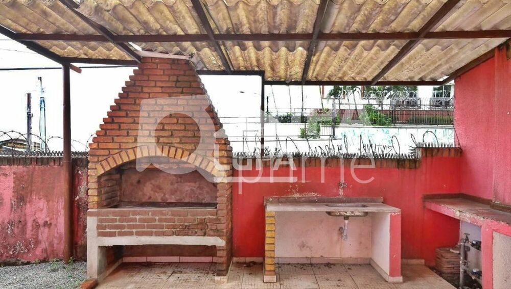 Casa para alugar com 2 quartos, 90m² - Foto 12