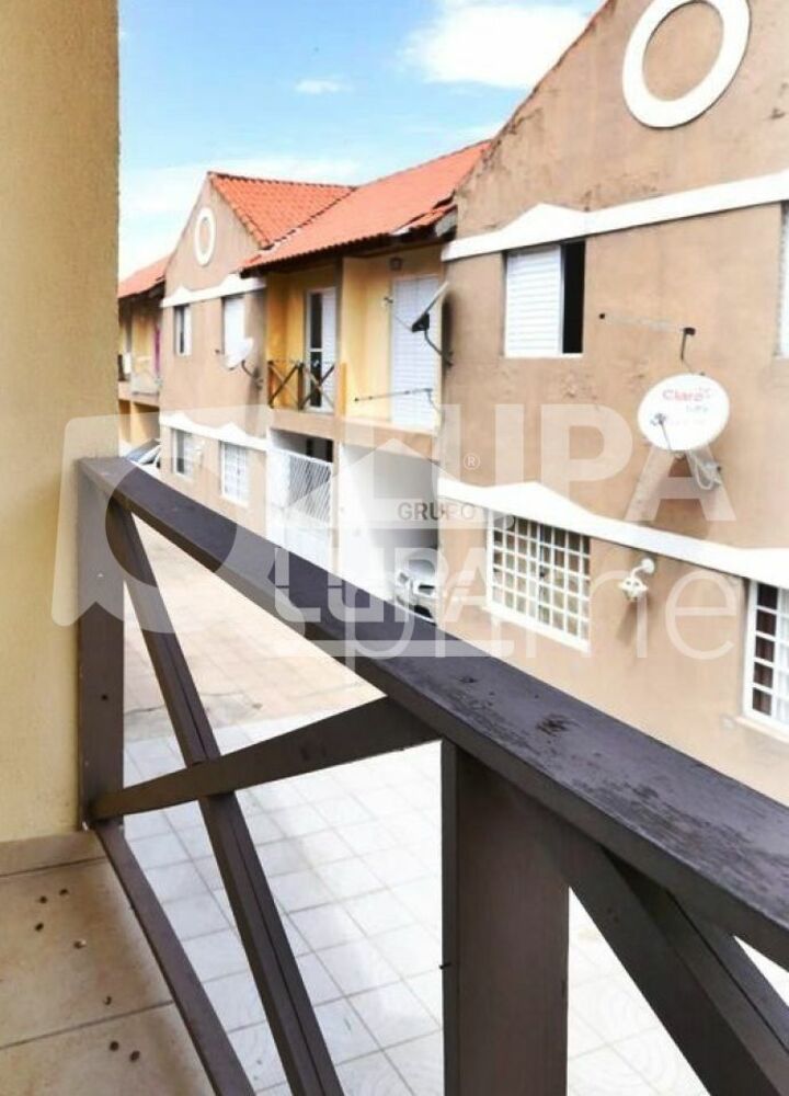 Casa para alugar com 2 quartos, 90m² - Foto 11