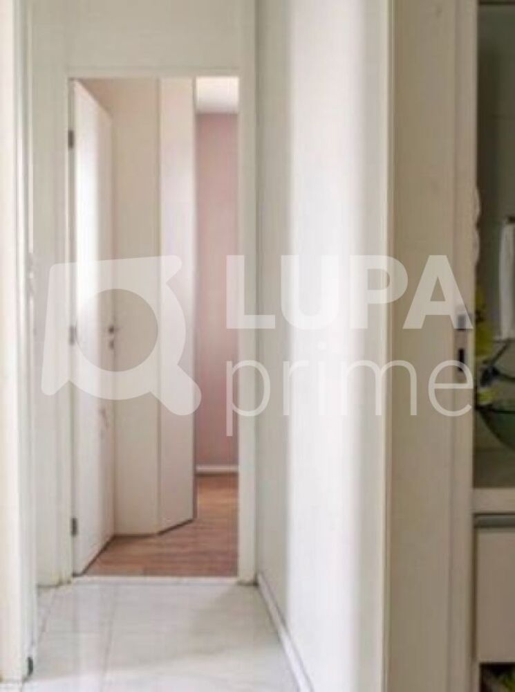 Apartamento à venda com 3 quartos, 62m² - Foto 1