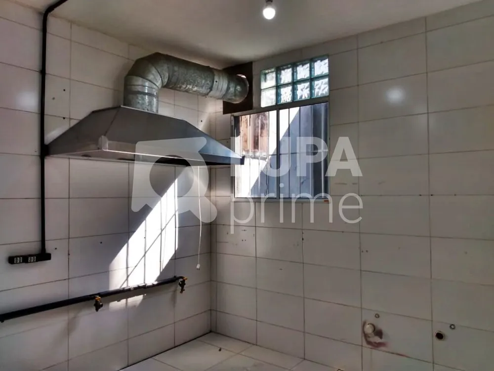 Loja-Salão, 200 m² - Foto 13