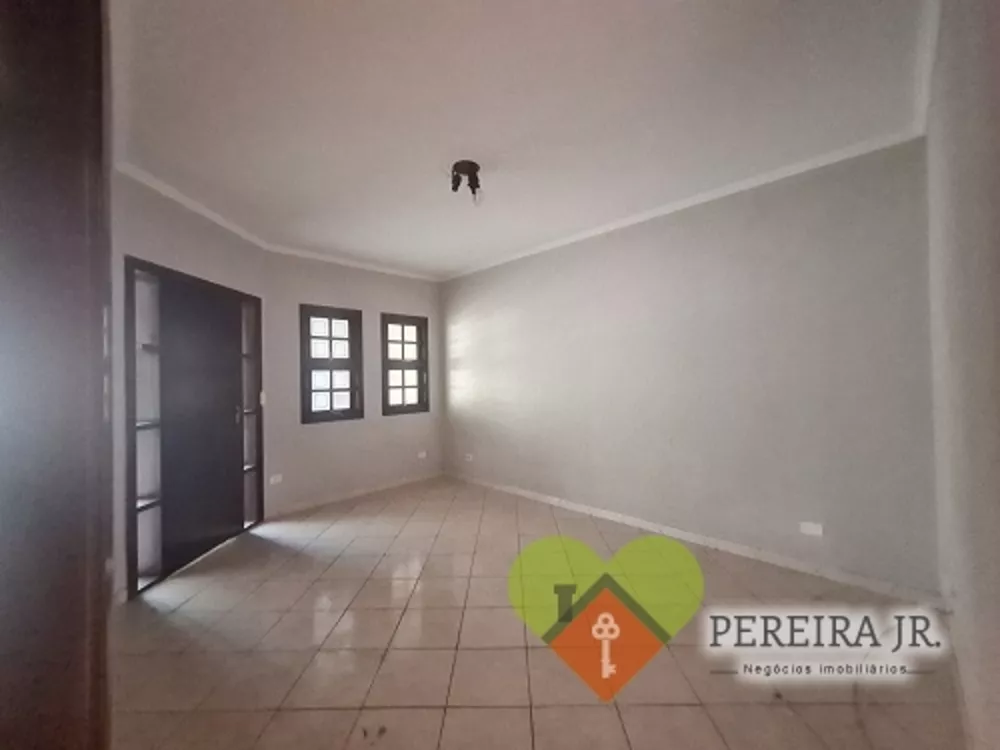 Casa à venda com 3 quartos - Foto 4