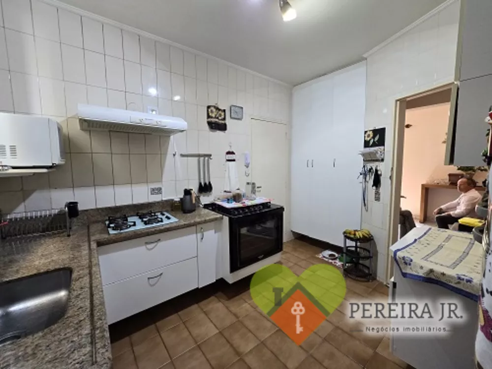 Apartamento à venda com 3 quartos - Foto 3