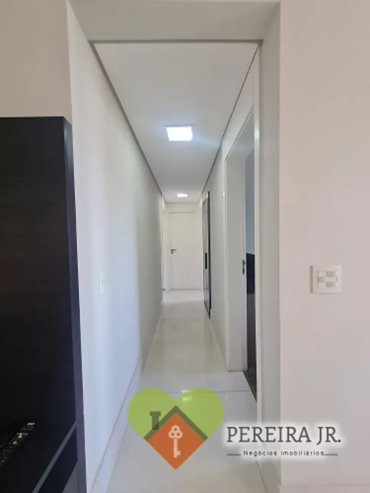 Apartamento à venda com 3 quartos - Foto 12