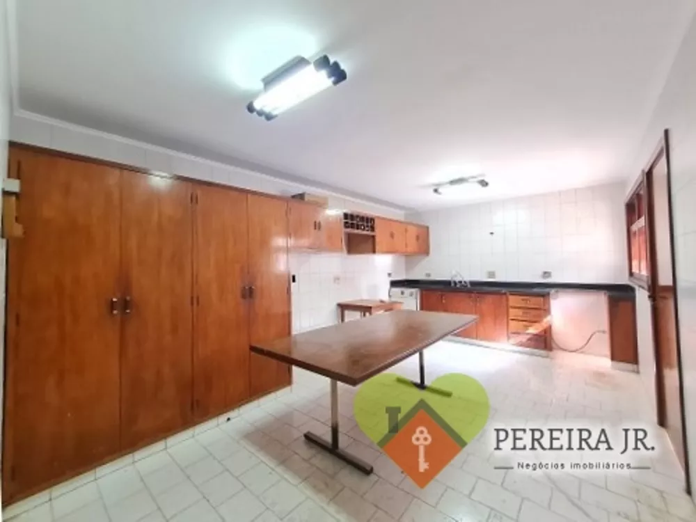 Casa à venda com 3 quartos - Foto 4