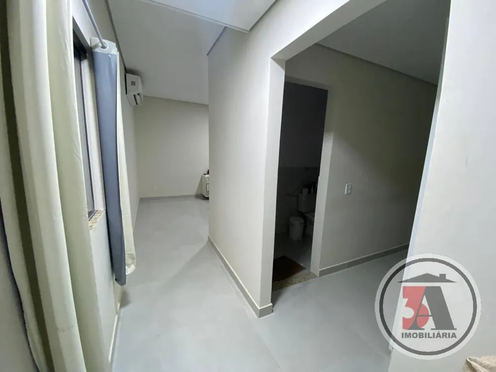 Casa, 3 quartos, 208 m² - Foto 4