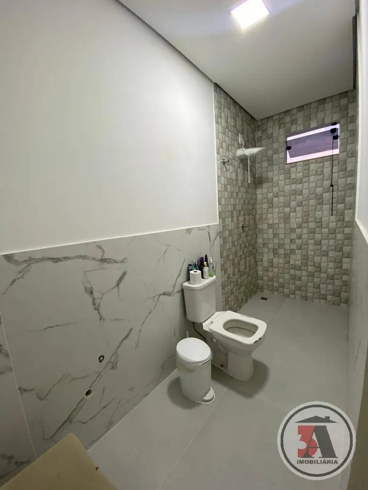 Casa, 3 quartos, 208 m² - Foto 1