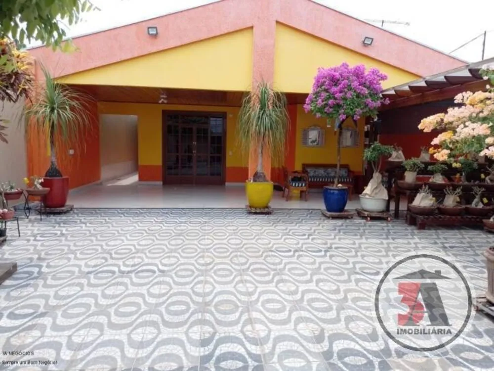 Casa, 3 quartos, 189 m² - Foto 1