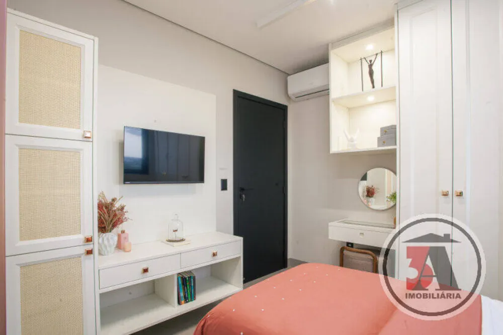 Apartamento, 3 quartos, 141145 m² - Foto 3