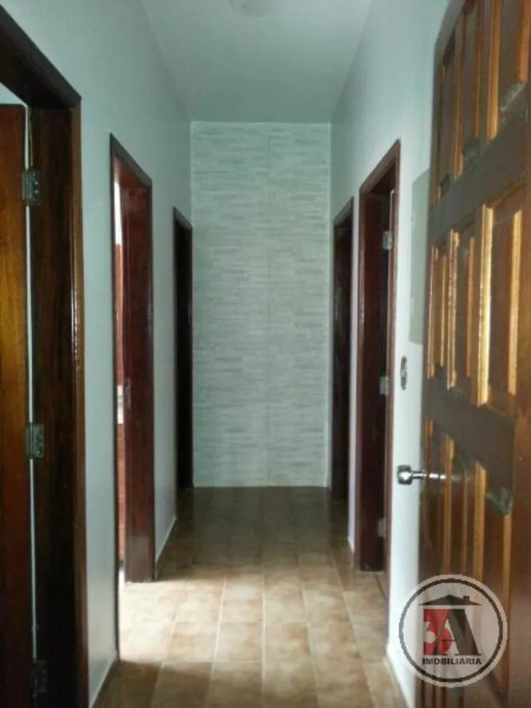 Casa, 3 quartos, 220 m² - Foto 2