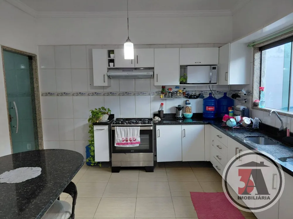 Casa, 3 quartos, 180 m² - Foto 4
