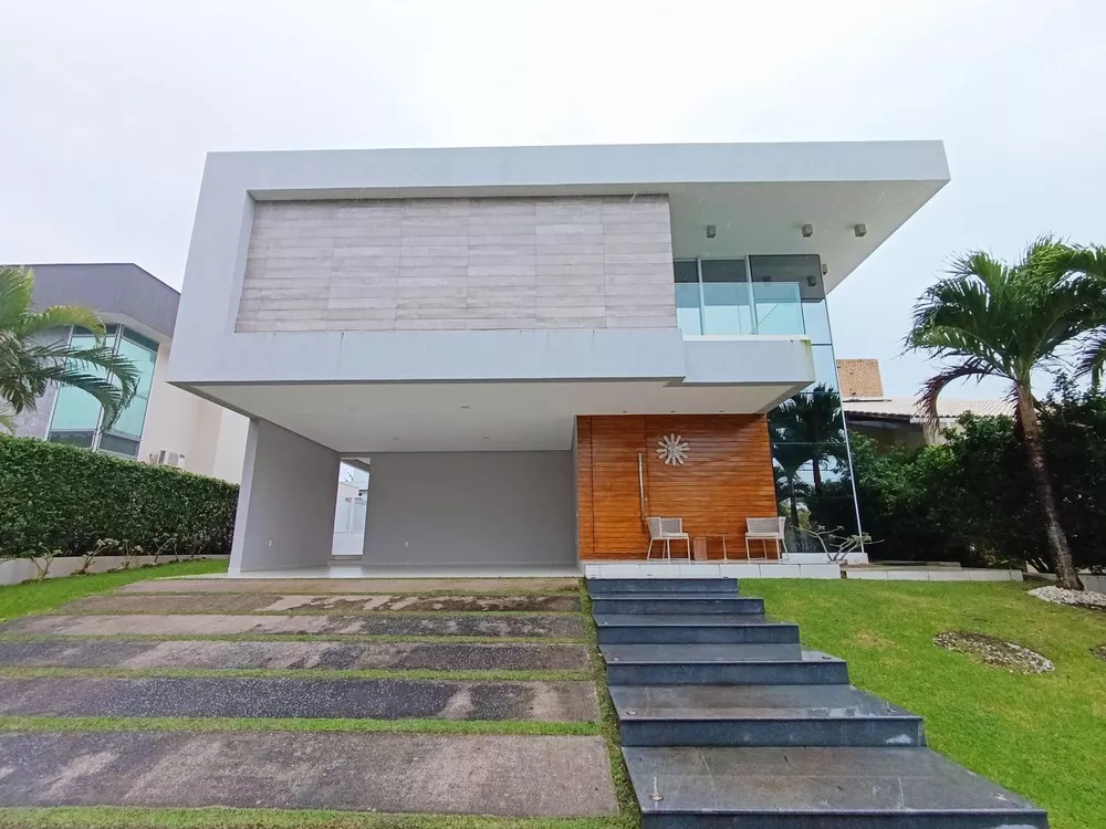 Casa de Condomínio à venda com 4 quartos, 420m² - Foto 1