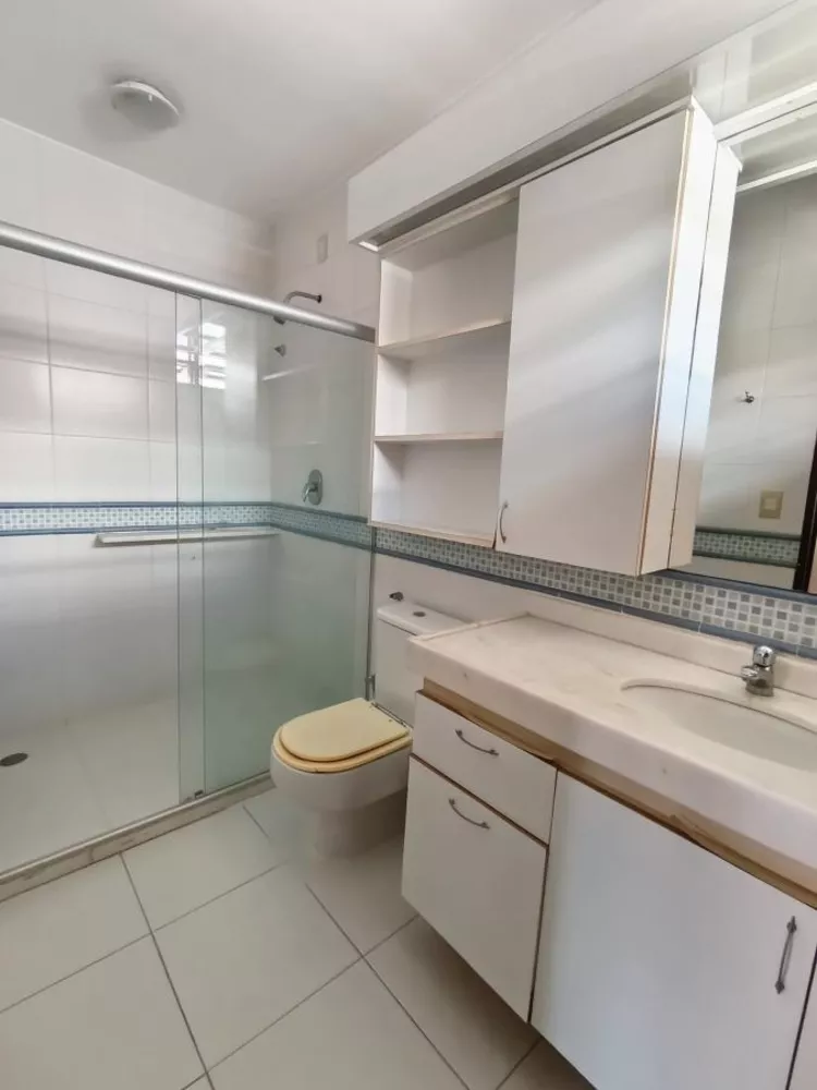 Casa de Condomínio à venda com 4 quartos, 400m² - Foto 15