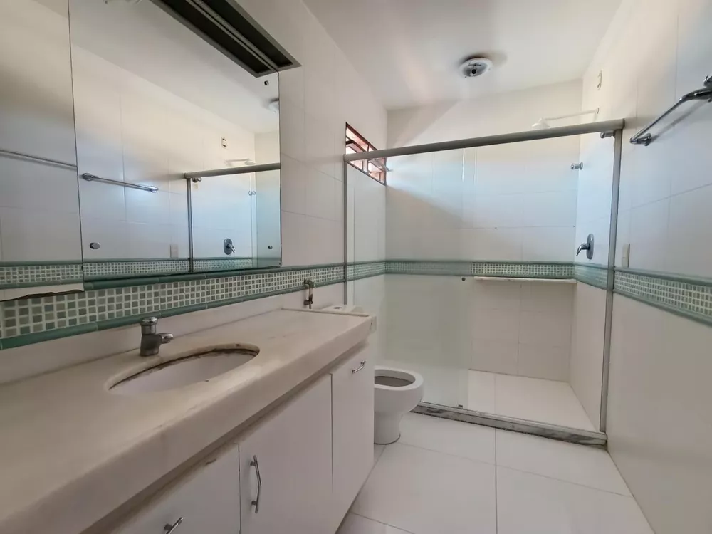 Casa de Condomínio à venda com 4 quartos, 400m² - Foto 13