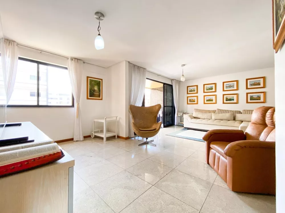 Apartamento à venda com 3 quartos, 148m² - Foto 3