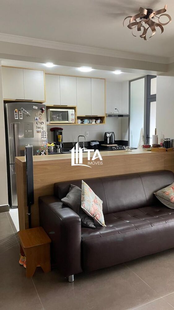 Apartamento à venda com 3 quartos, 87m² - Foto 1
